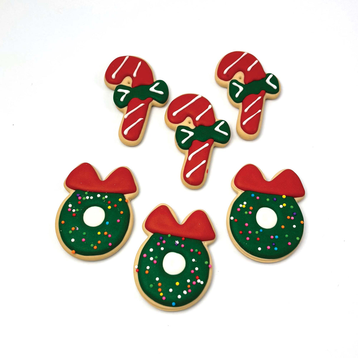 Classic Treats Festive Dog Biscuits 6pk